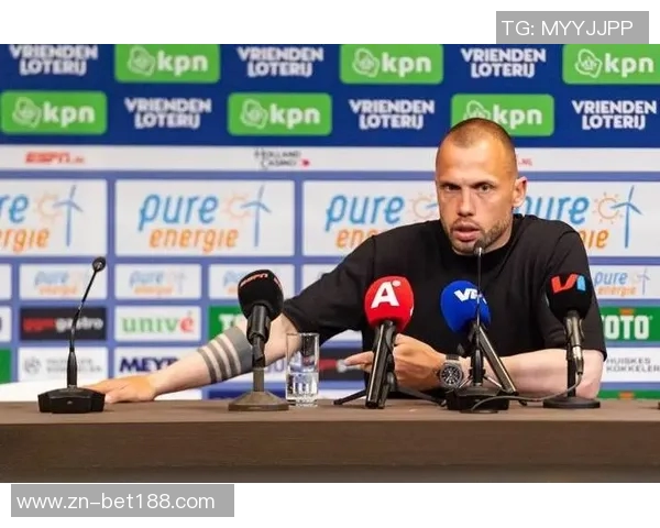 欧冠惨败引发危机海廷加或将下课滕哈赫成贾府新帅热门人选