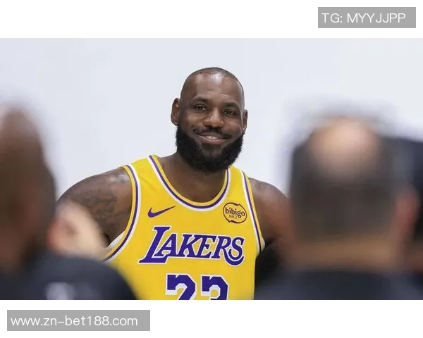 詹姆斯伤缺期间将关注湖人表现若球队无法赢球或考虑离队选择 詹姆斯伤缺期间将关注湖人表现若球队无法赢球或考虑离队选择