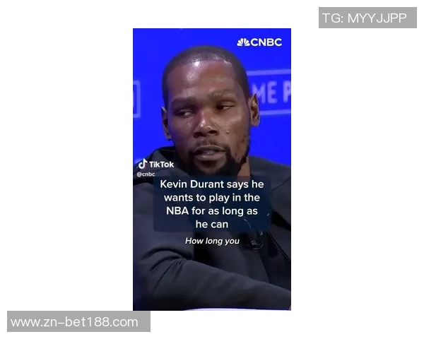 杜兰特回应休赛期未被拍到玩游艇滑梯的疑问称我依然在享受乐趣