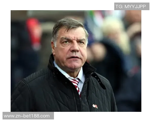 阿勒代斯质疑曼联未引进马特塔称其中锋实力无与伦比