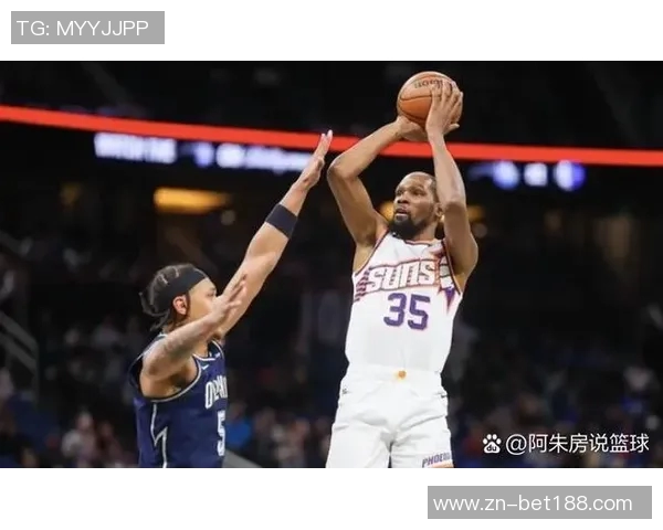 米勒表现低迷11投仅中3全场仅得14分助攻和篮板均不理想