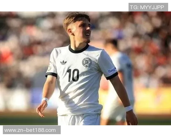 德U21主帅称赞卡尔需学会边路跑动以创造更多进攻空间