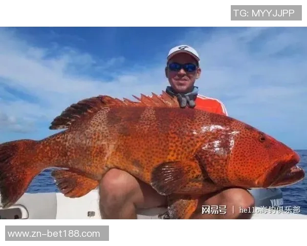 拉什福德分享海钓乐趣笑容灿烂展现多彩业余生活