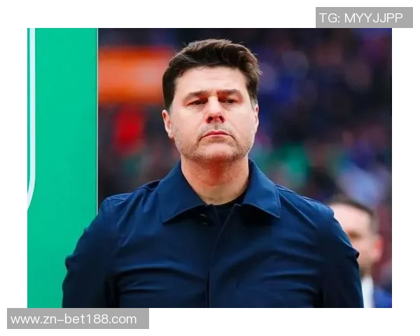 费迪南德批评阿莫林战术调整如同轮盘赌难以持久