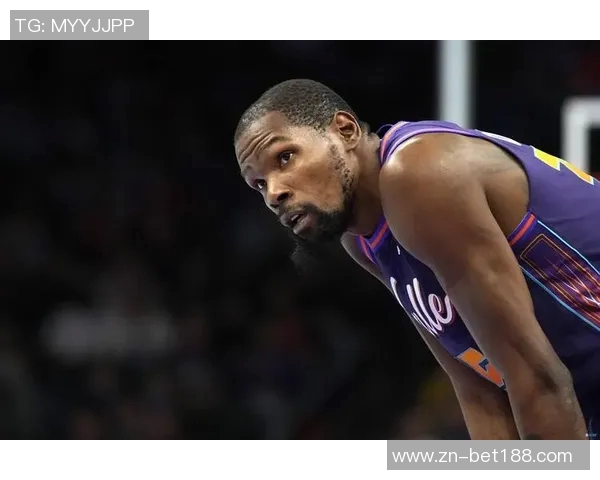 戈贝尔罚球失误频频杜兰特无奈露出搞笑表情引发热议